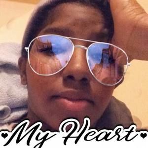 Meet your Posher, Desiree